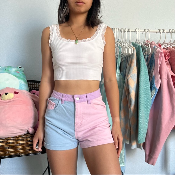 Care Bears x Dolls Kill colorblock denim shorts - Picture 4 of 4